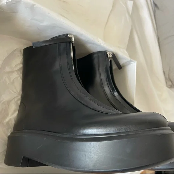 The Row Leather Combat Ankle Boots Size 41 Like New - Picture 3 of 16